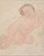 Femme nue assise de face, les jambes repliées sous elle, bras écartés