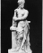 Figurine féminine à la jarre sculptée