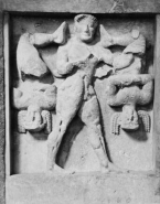 Hercule tenant deux cyclopes, métope du temple C de Sélinonte