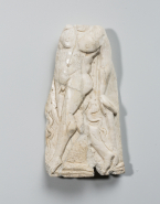Fragment de relief : homme nu marchant vers la gauche, issus du cortège dionysiaque
