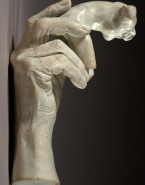 Moulage de la main d'Auguste Rodin tenant un torse féminin