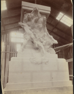 Base du monument à Claude Lorrain (marbre)