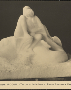 Triton et Néréide sur un dauphin (marbre)
