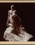 Éternelle Idole (marbre) au Salon de la Société Nationale des Beaux-Arts