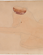 Femme nue de profil, assise sur ses talons, un bras tendu en avant