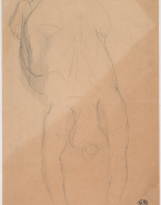 Femme nue accroupie, de dos, les bras en avant