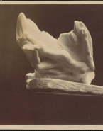 Illusion, sœur d'Icare ou Génie ailé tombant (marbre) au Salon de la Société Nationale des Beaux-Arts
