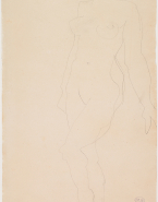 Femme nue debout, en marche vers la gauche, les bras vers l'arrière