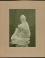 Grosse femme assise (plâtre)