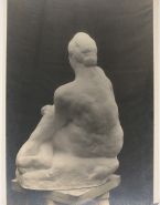 Grosse femme assise (plâtre)