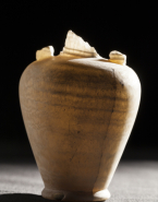Vase en forme d'amphore