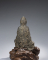 Guanyin (Kouan-Yin) assise avec enfant sur les genoux