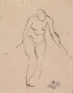 Femme nue de face penchée en avant