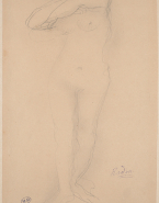 Femme nue debout, de face, les bras croisés devant la poitrine
