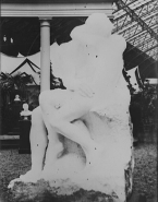 Le Baiser (marbre) au Salon de la Société Nationale des Beaux-Arts de 1898