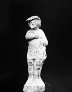 Figurine masculine sculptée