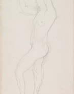 Femme nue debout, de profil à gauche, une jambe en avant, les bras relevés