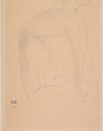 Femme nue agenouillée, renversée, de profil, mains aux pieds