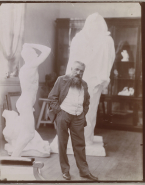 Portrait de Rodin dans l'atelier de la villa