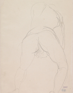 Femme nue de dos, coudes et genoux au sol, une main au sexe