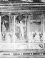 Episodes de la vie de Saint Francois : apparition au Chapitre d'Arles, fresque par Giotto dans la chapelle Bardi