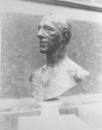 Le Buste de Lord Howard de Walden (bronze)