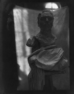 Buste d'Henry Becque (plâtre ou terre ?)