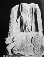 Fragment de candélabre avec une figure de Proserpine