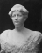 Buste de femme de face par John Tweed (marbre)